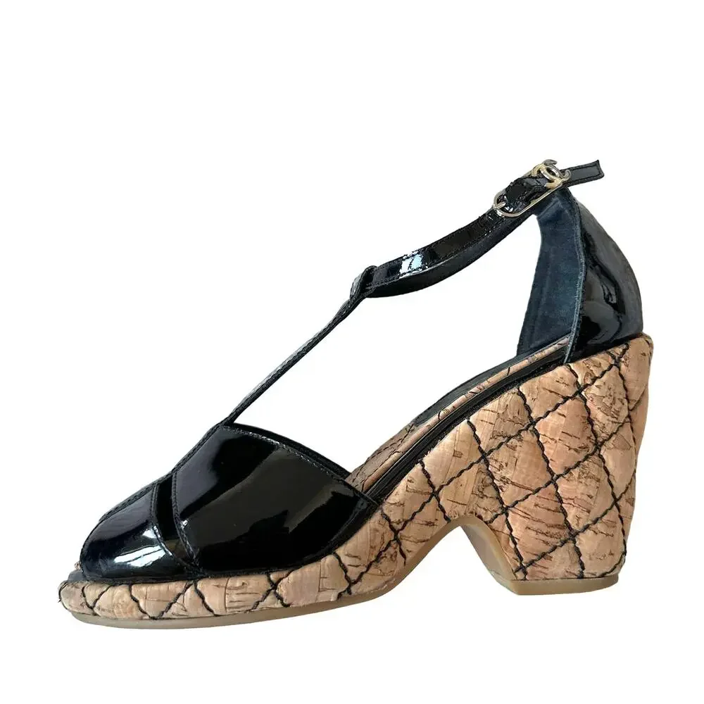 CHANEL patent leather