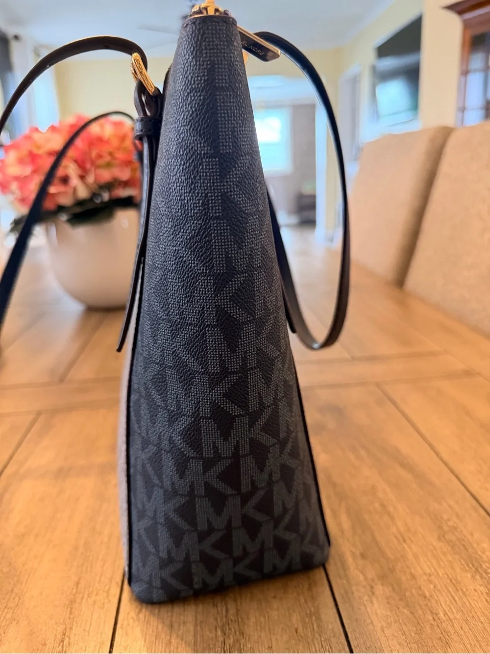 Michael Kors excellent used