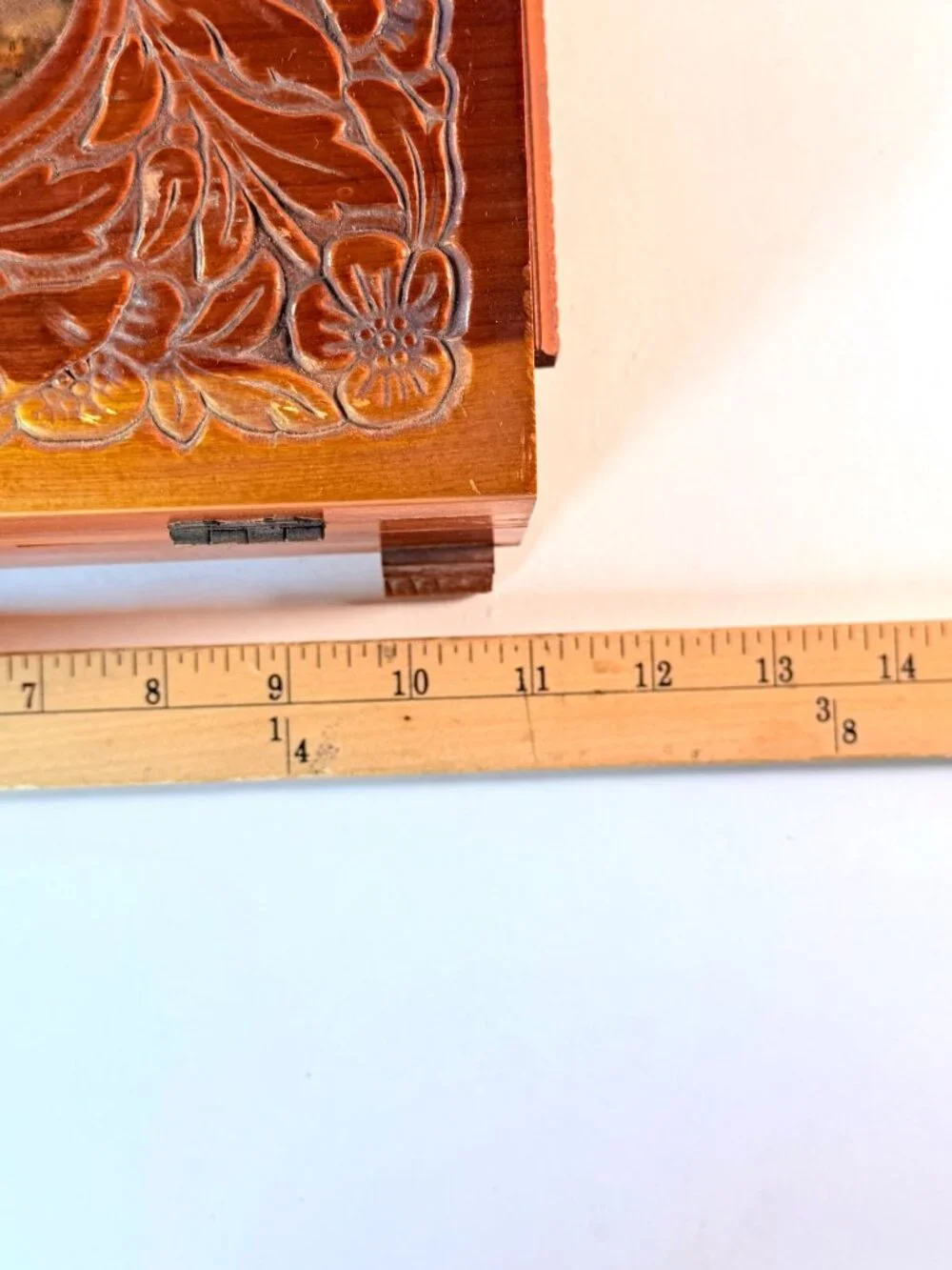 Unbranded carved box