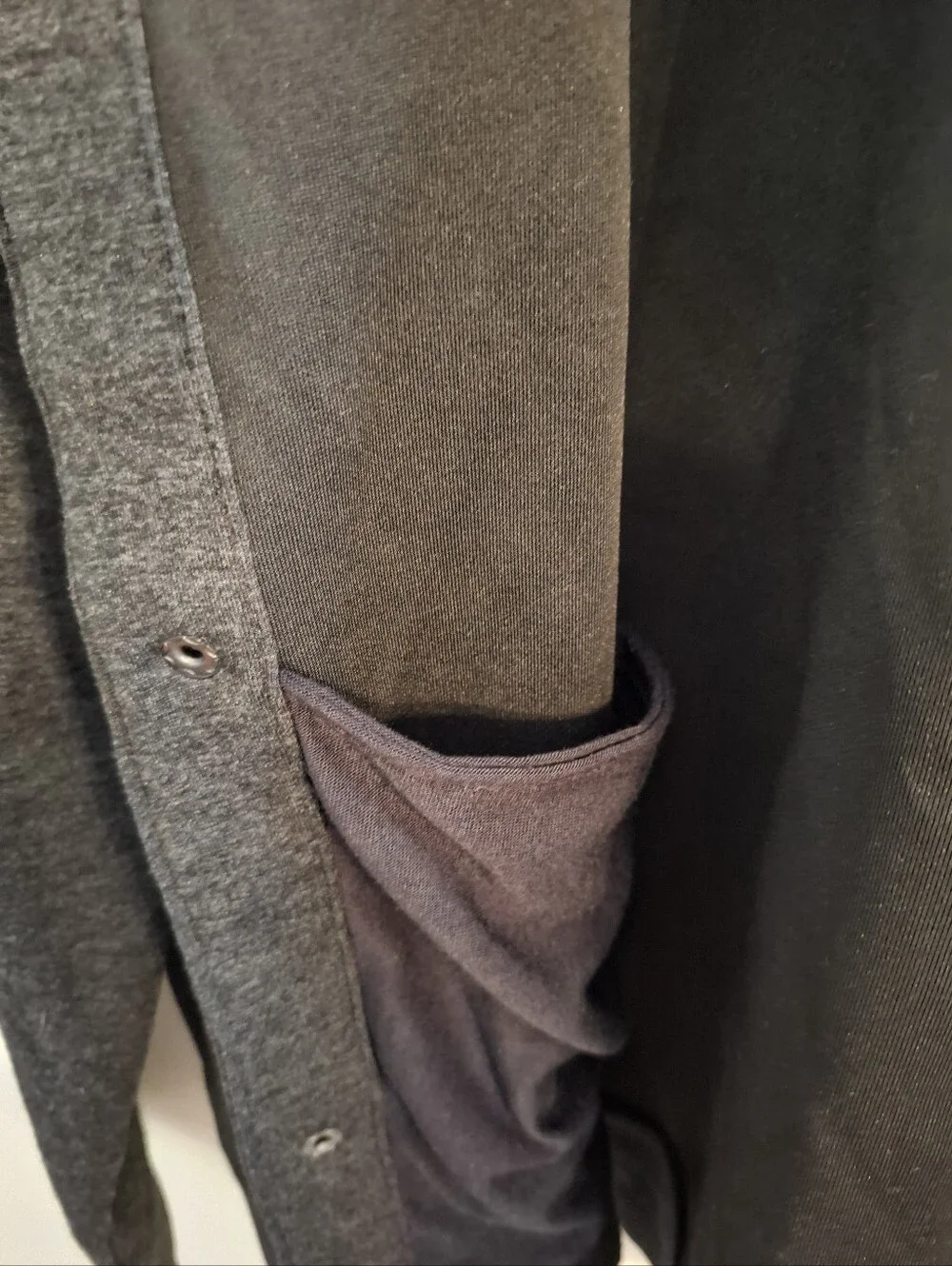 Perry Ellis minimal snap
