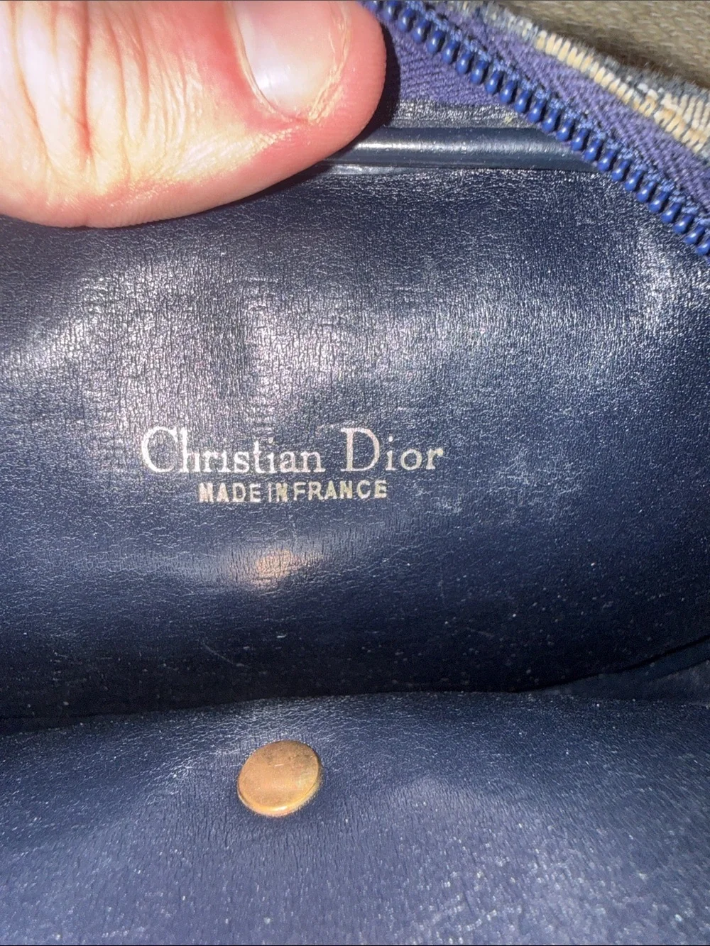Dior stylish round