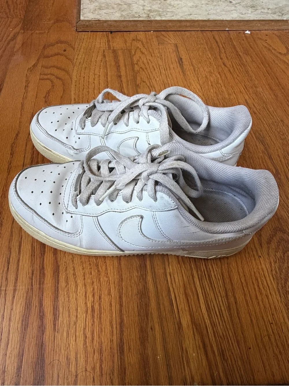 Nike Men’s Sneakers — White with Light Gray Accents
