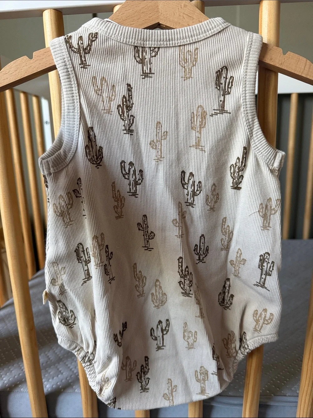 Makemake Organics sleeveless ribbed