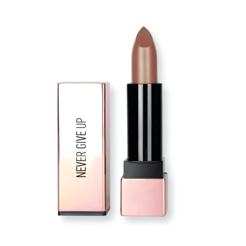 NEW Moisturizing Lipstick In ~Never Give Up~ NIB