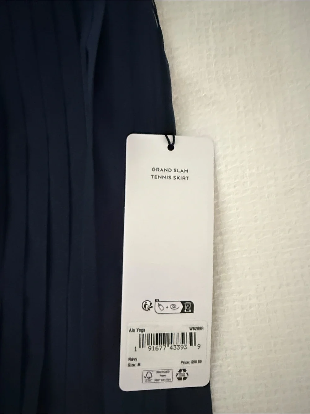 ALO Yoga navy pleated