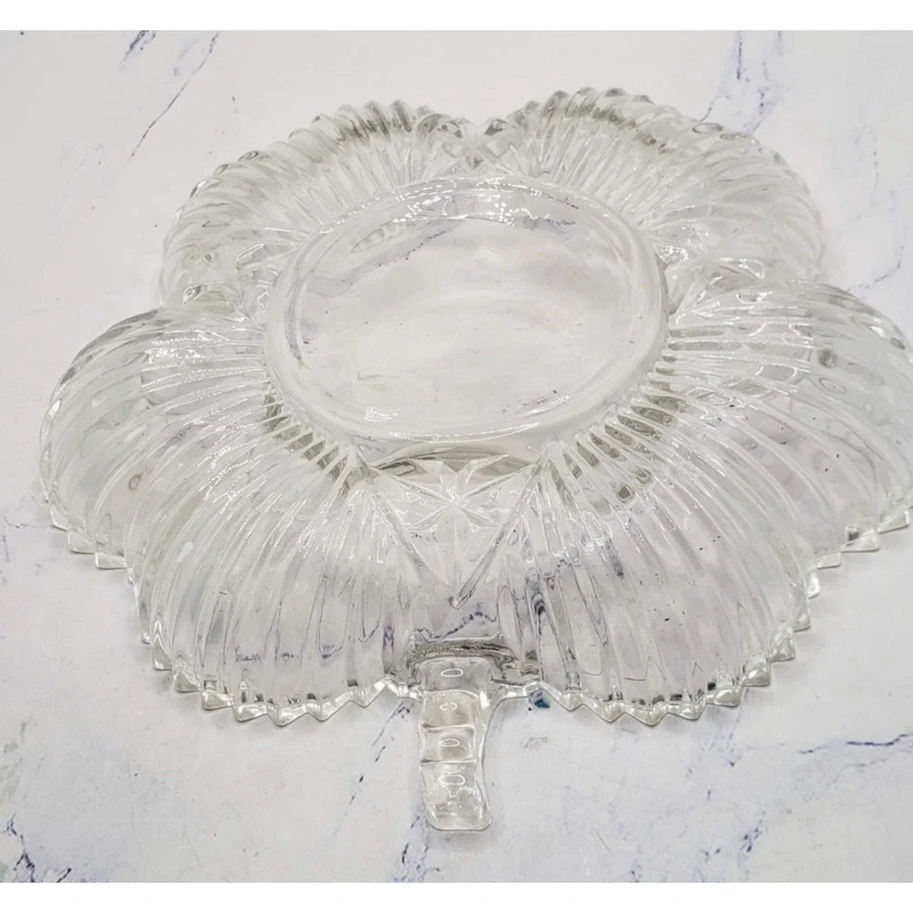 Unbranded vintage clear