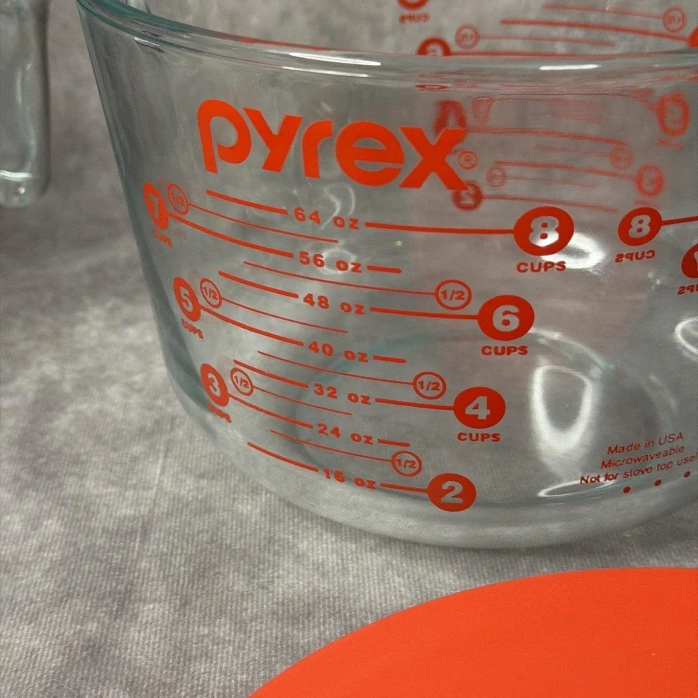 Pyrex vtg cup