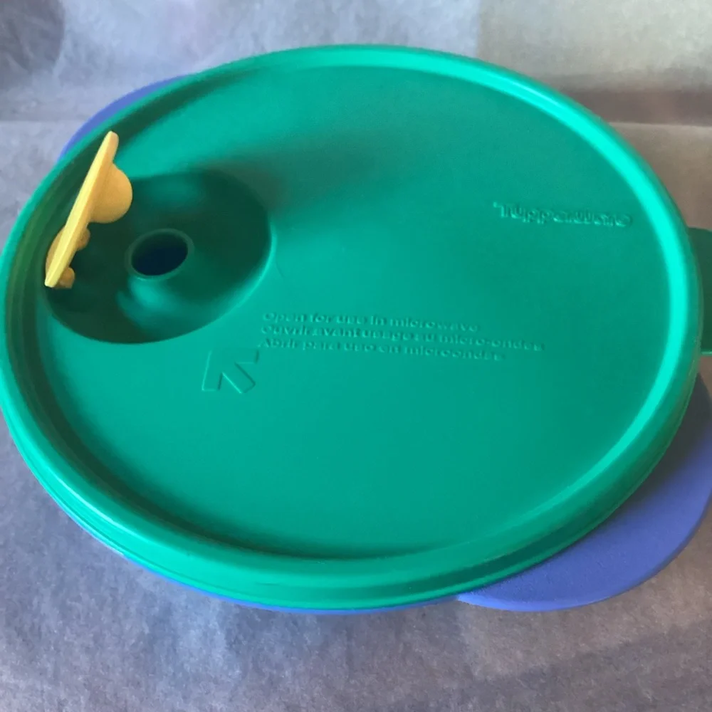 Tupperware crystal wave