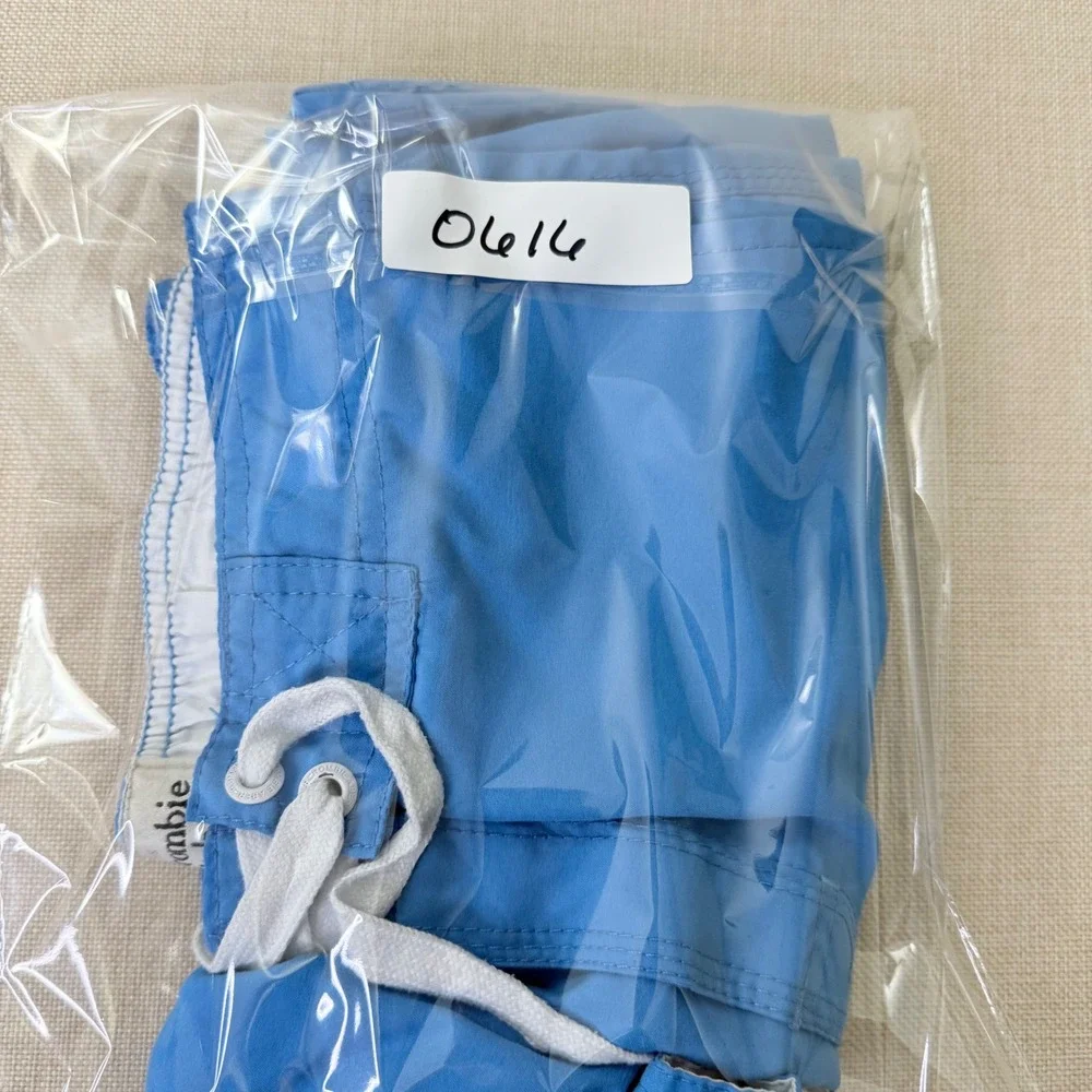 Abercrombie & Fitch light quick fabric