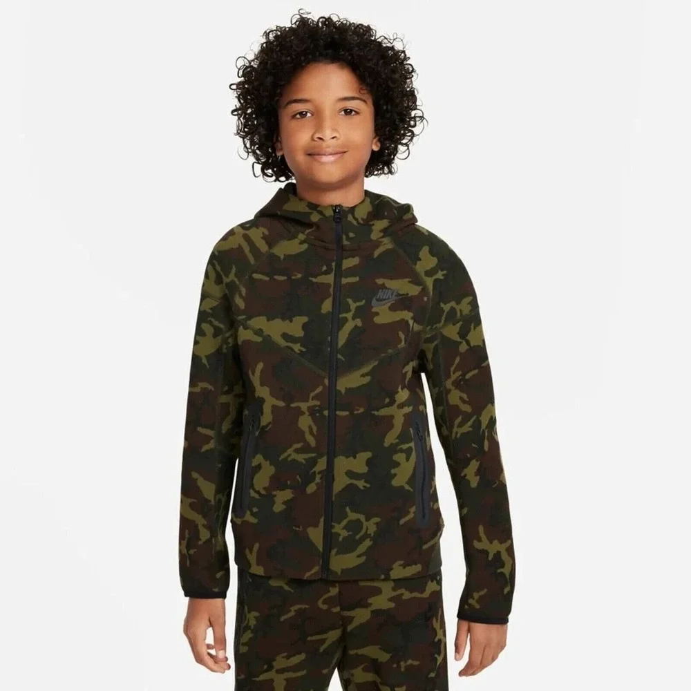 Nike tech fleece