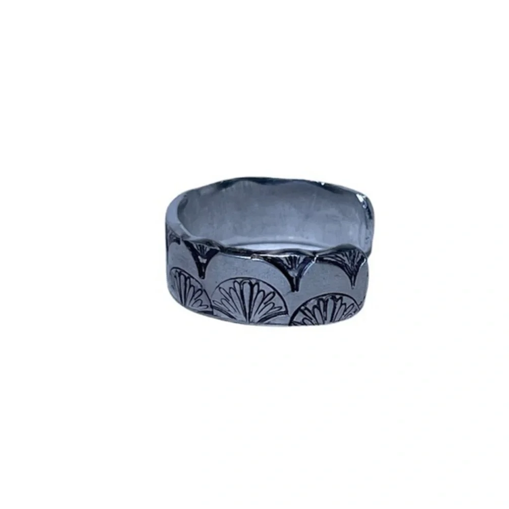 Handmade ring hand