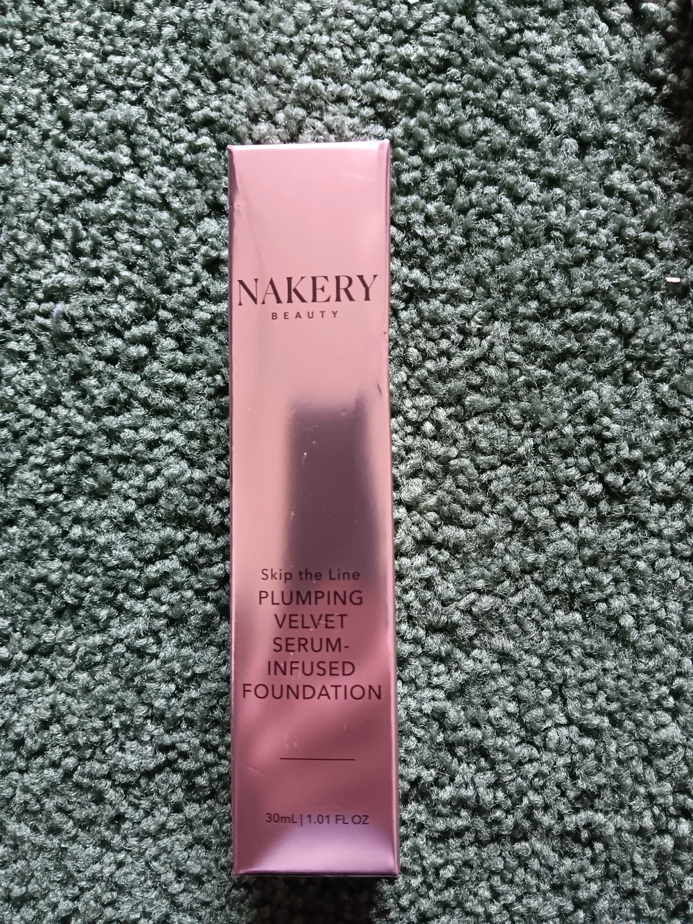 Nakery Plumping Velvet Serum-Infused Foundation  Light 30ml 1.01oz