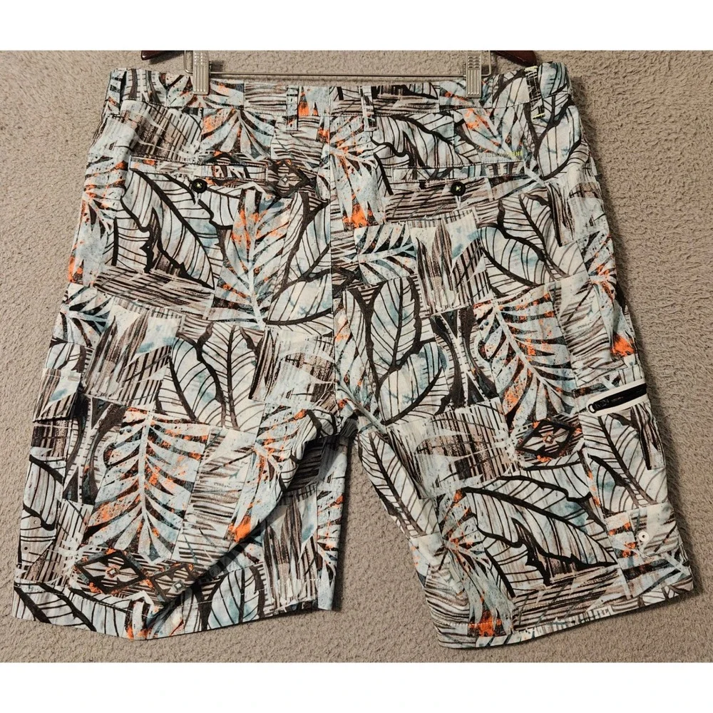 Tommy Bahama measurements size