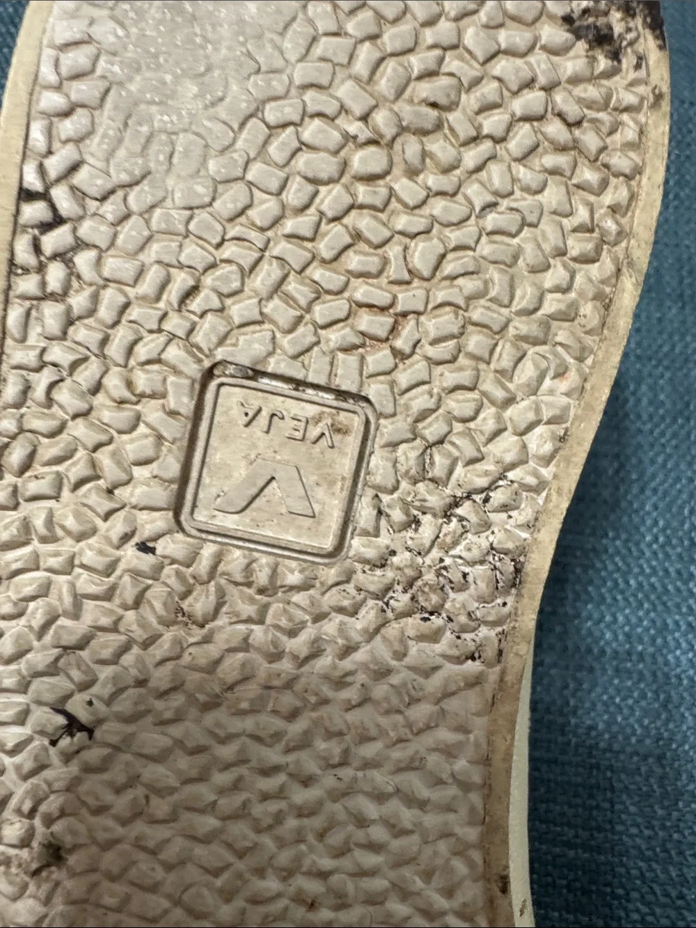 Veja esplar low