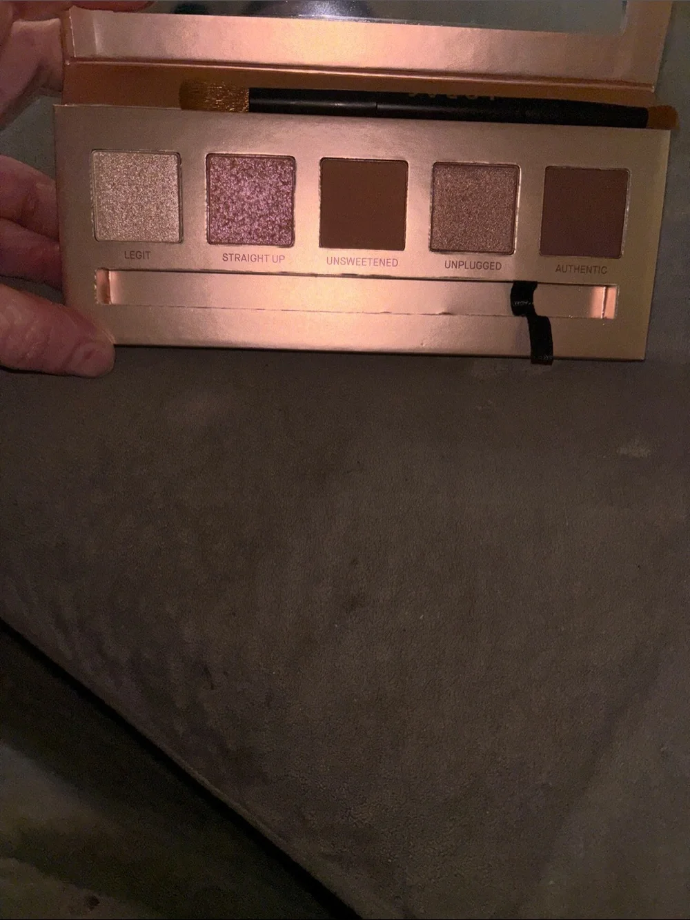 LORAC luxurious rose