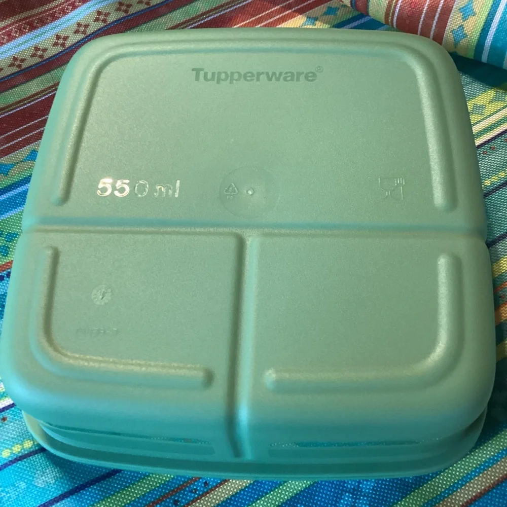 Tupperware lunch it