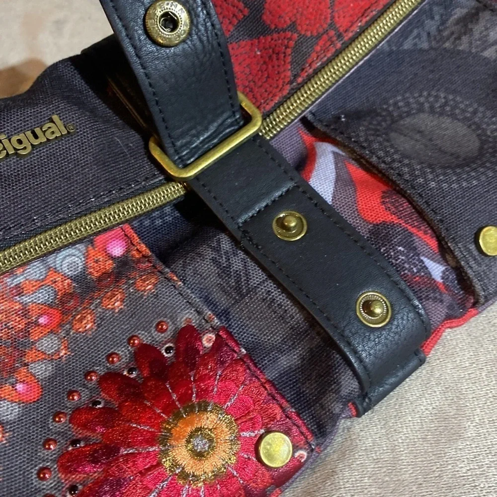 Desigual item or part
