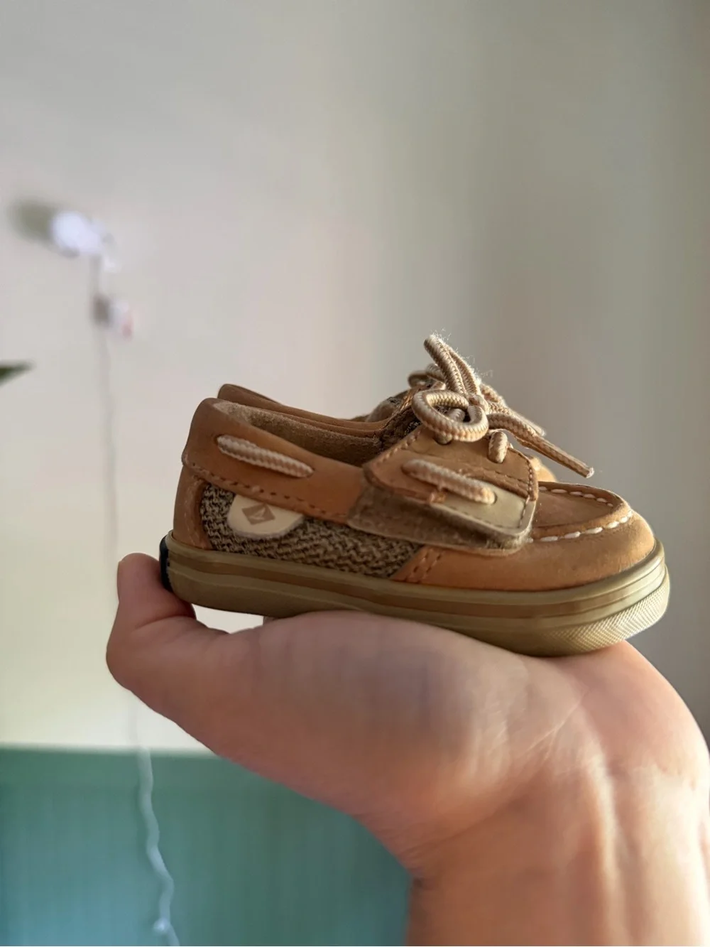 Sperry worn has