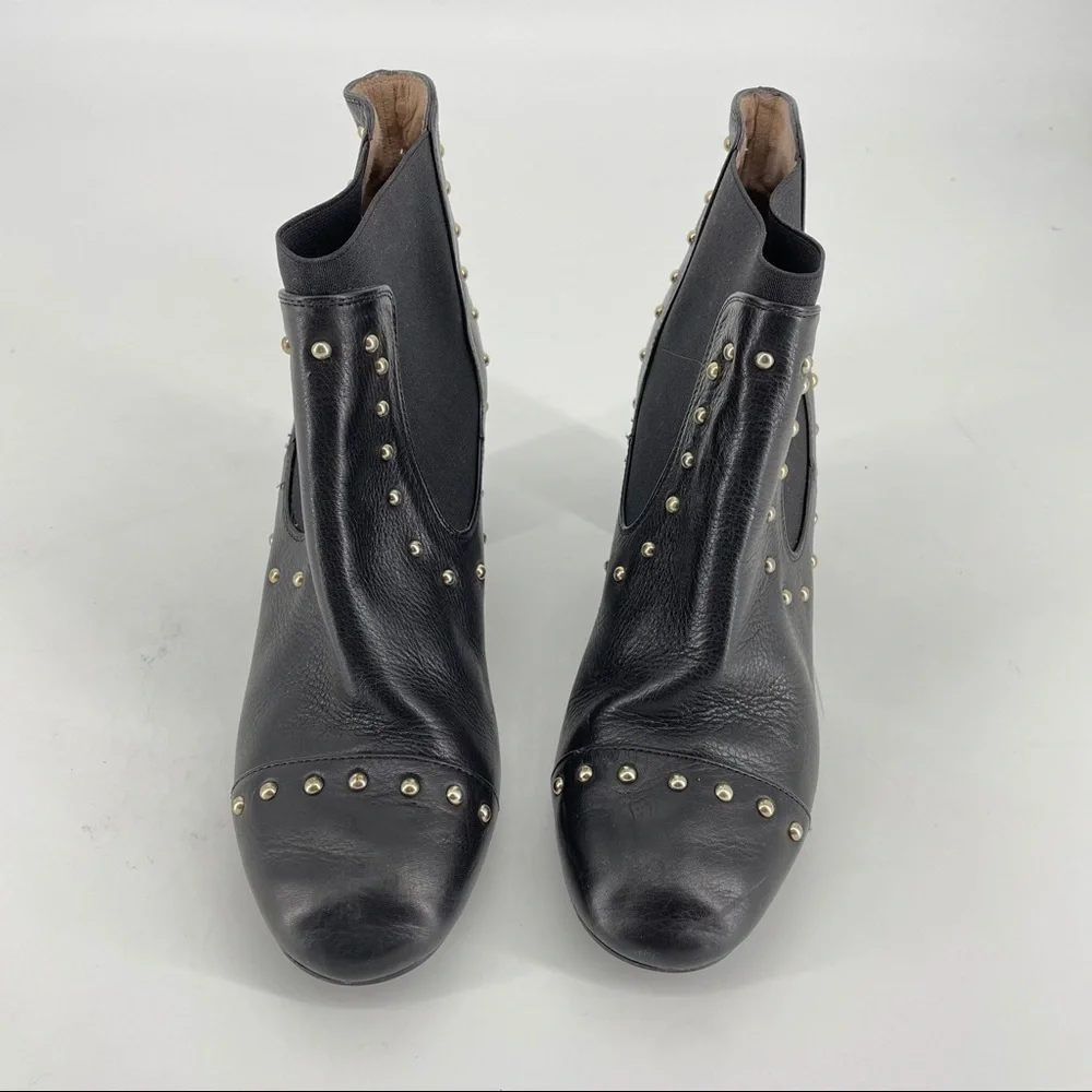 Unisa olite ankle