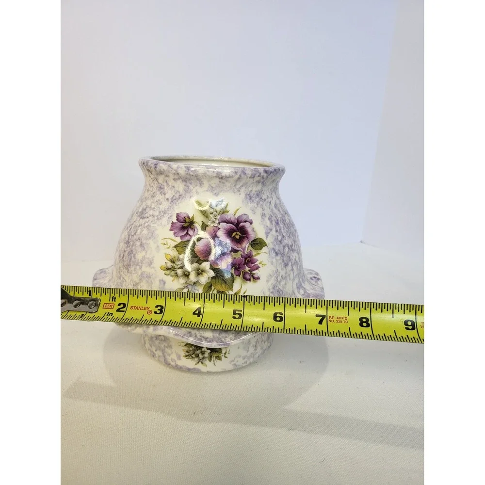 N/A ceramic jar
