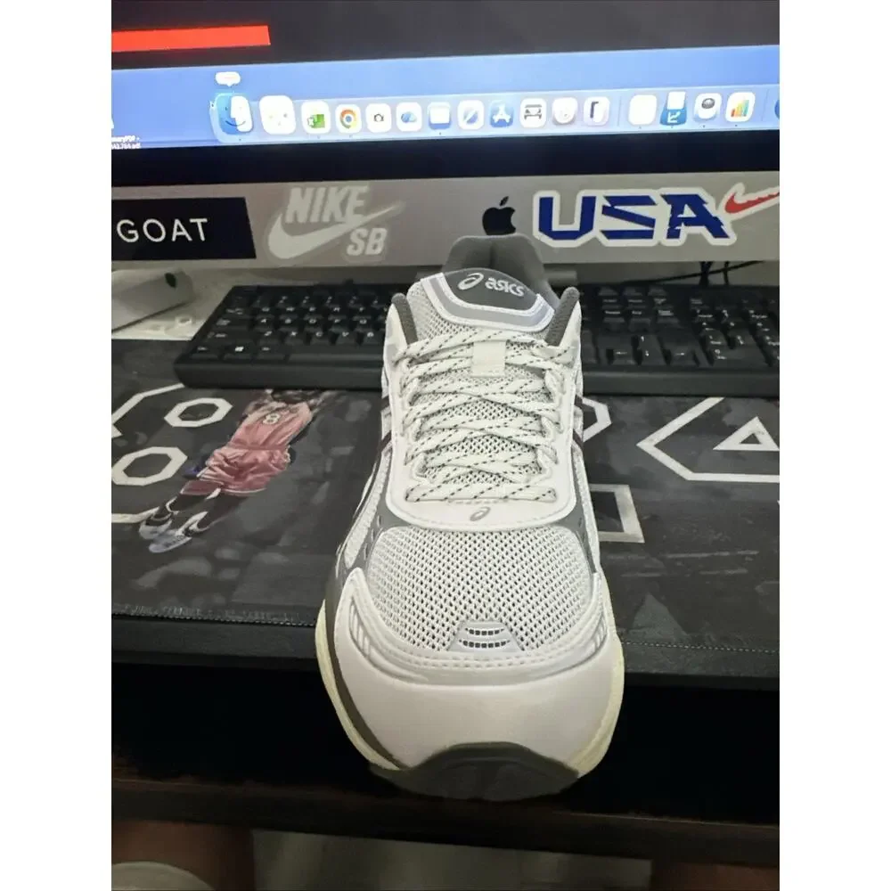Asics thanks shopping