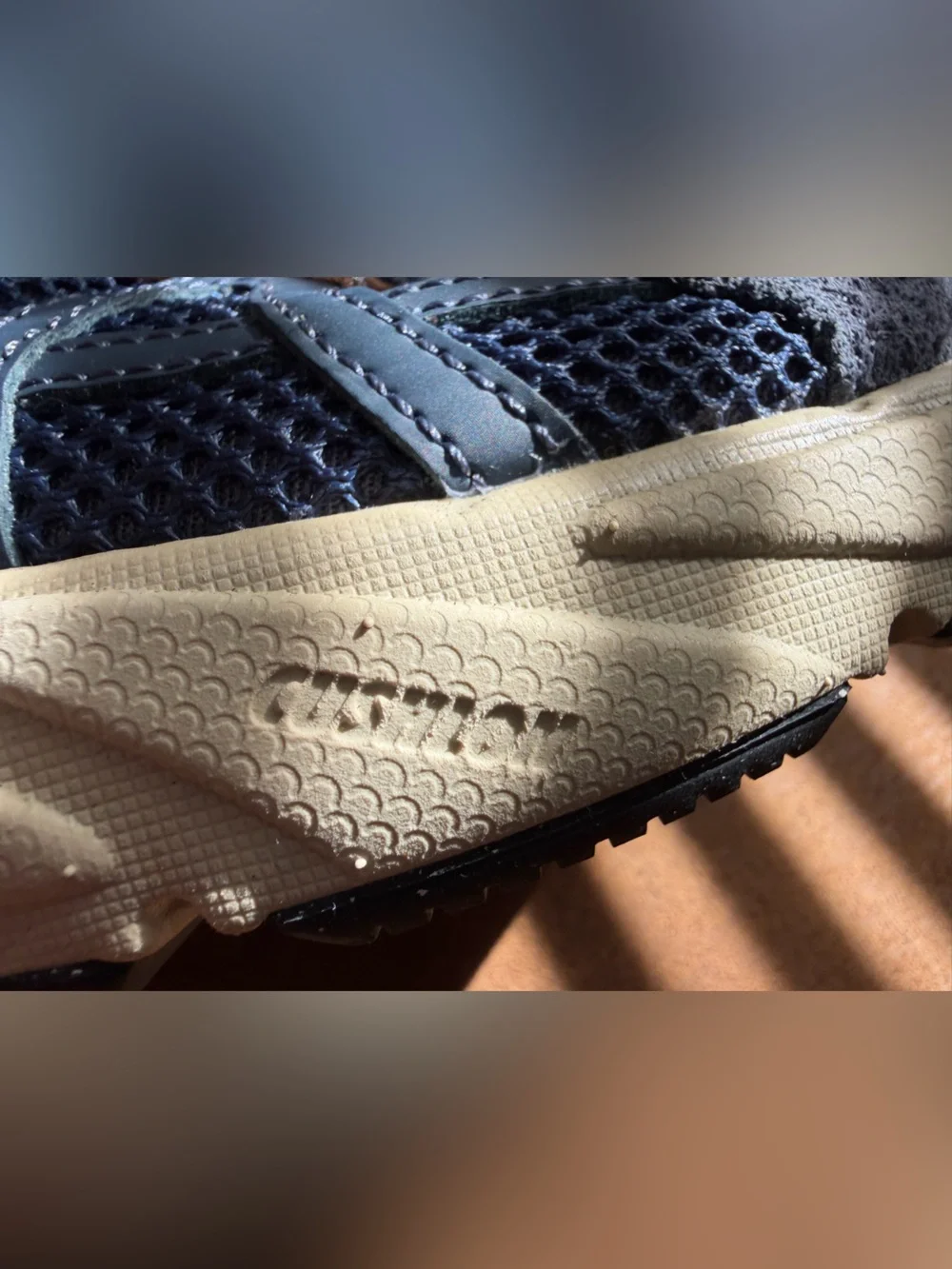 Nike v2k run
