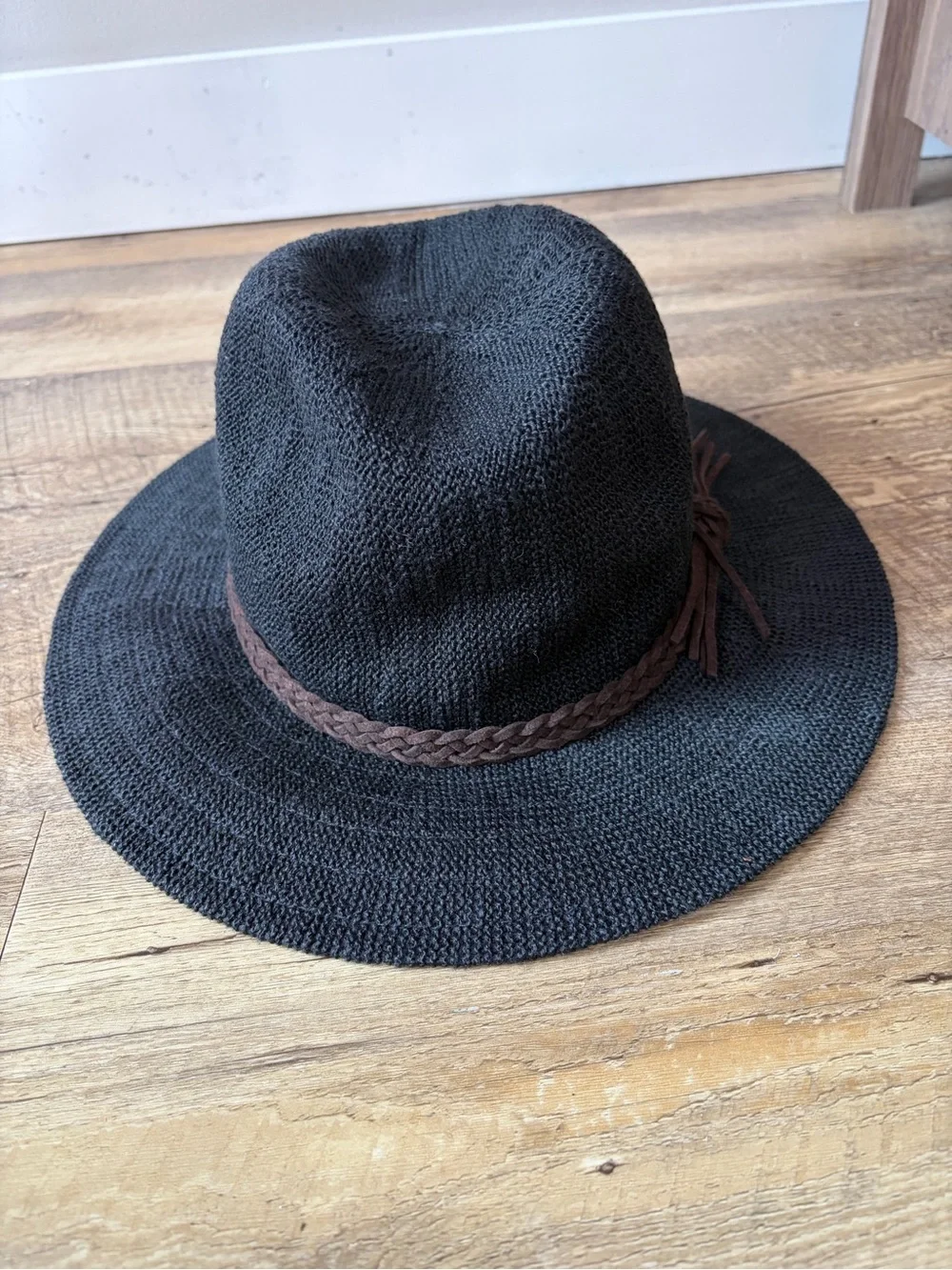 Scala Pronto Black Knit Safari Hat with Braided Band