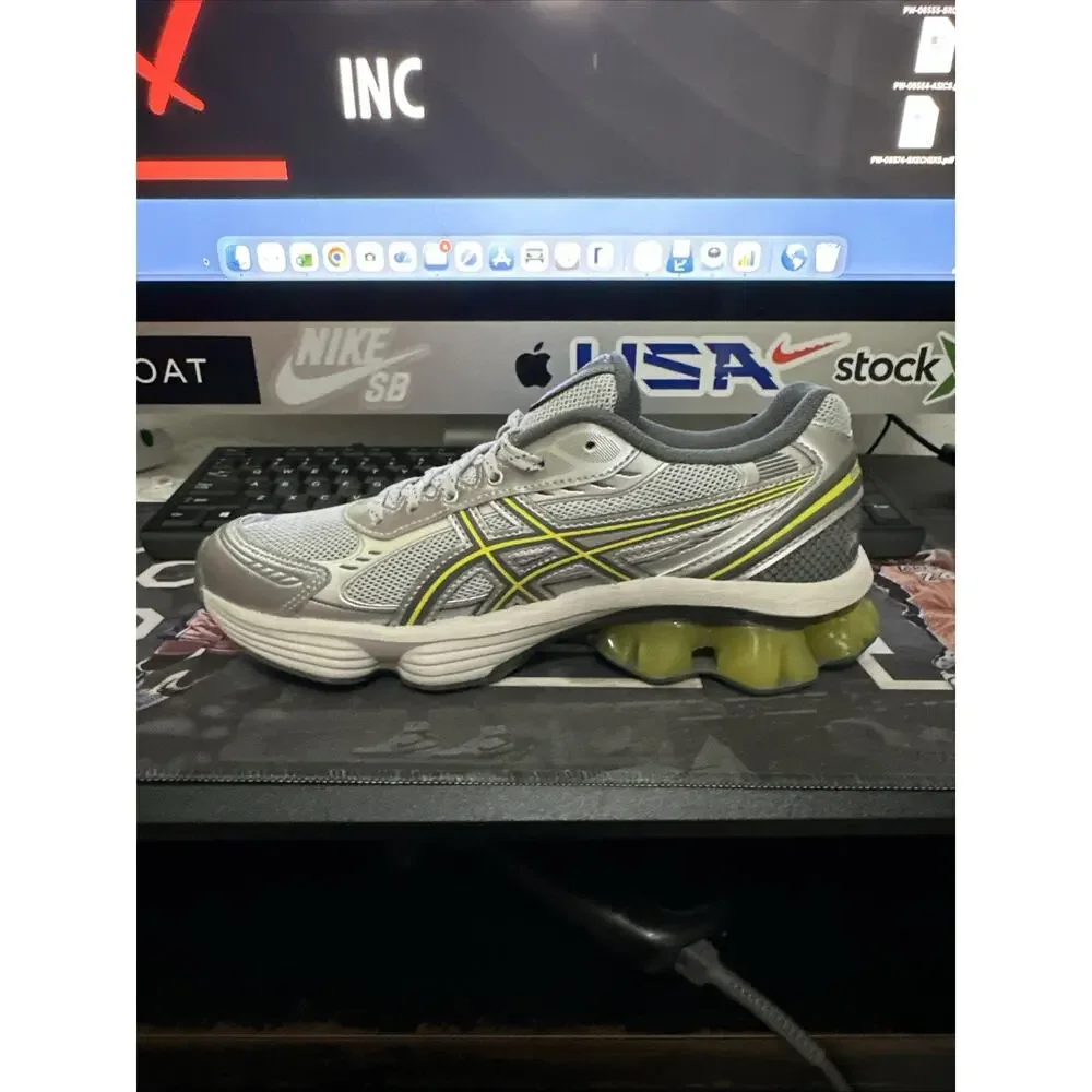 Asics thanks shopping