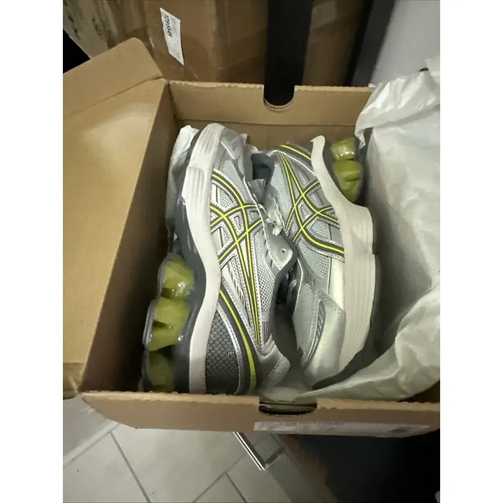 Asics thanks shopping