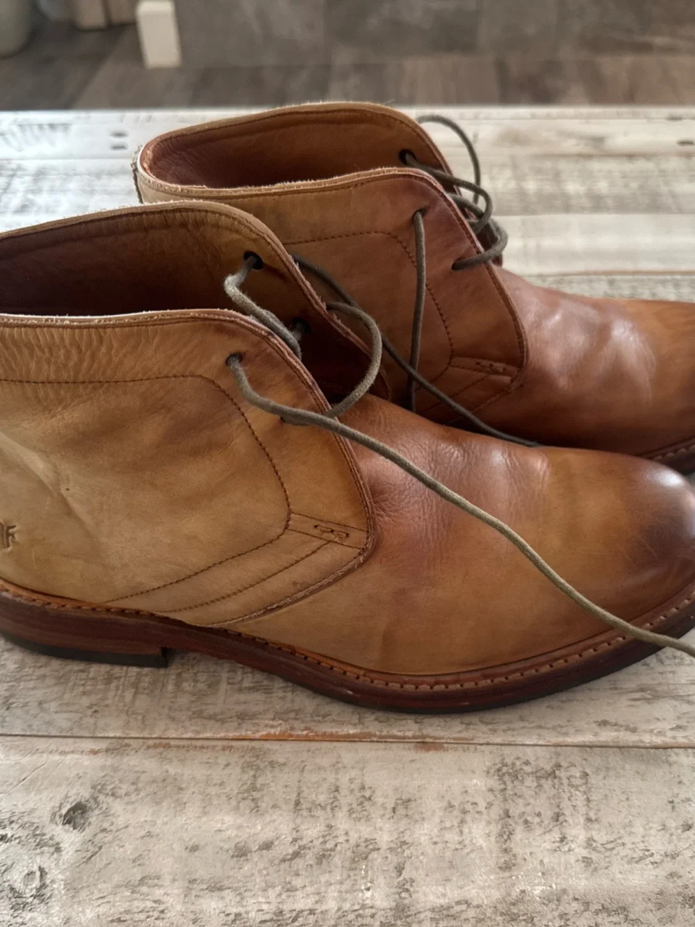 Frye Men's Leather Chukka Boots in Cognac Brown