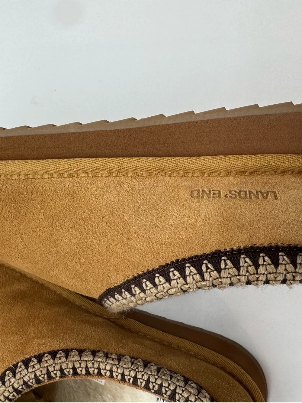 Lands End cushioned opening
