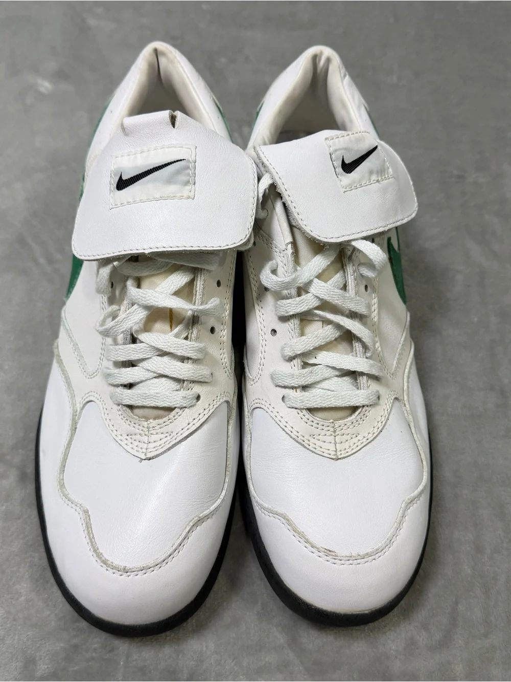 Nike white us low