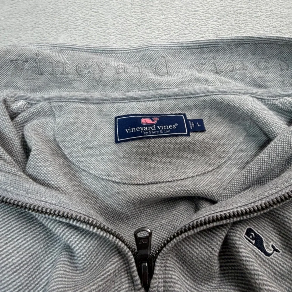 Vineyard Vines no stains