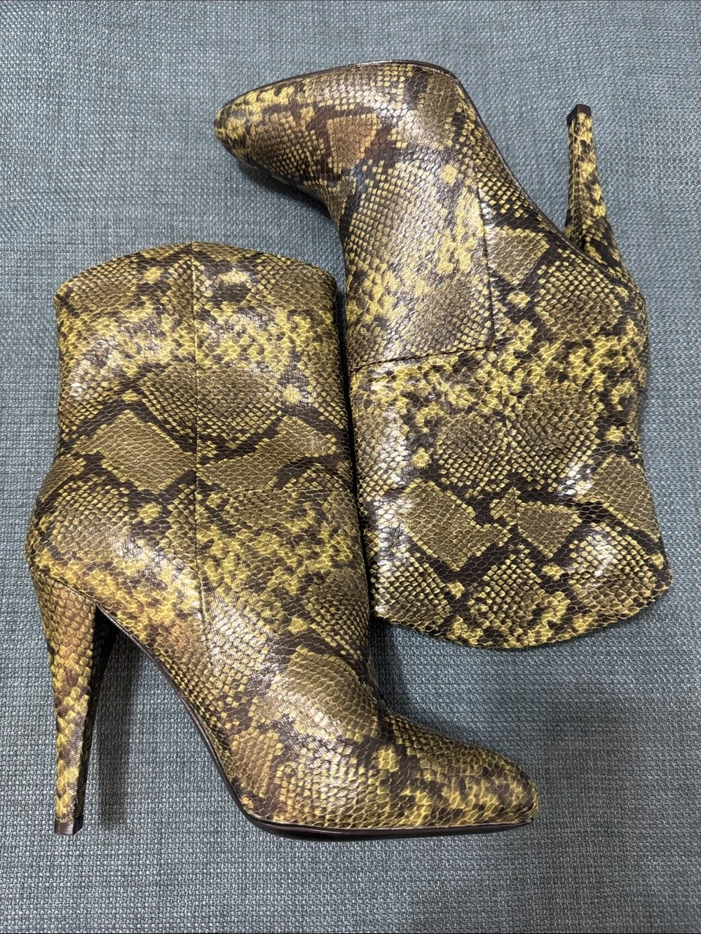 LPA booties snake