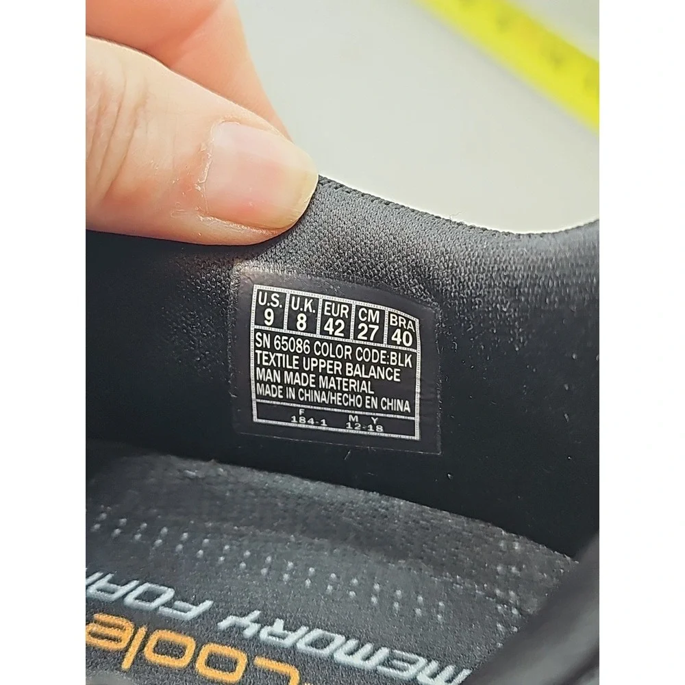 Skechers or cooled jogging