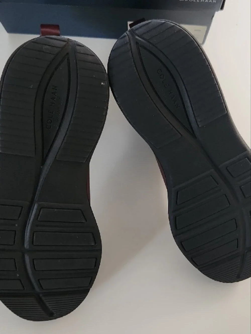 Cole Haan stitch versatile minimal