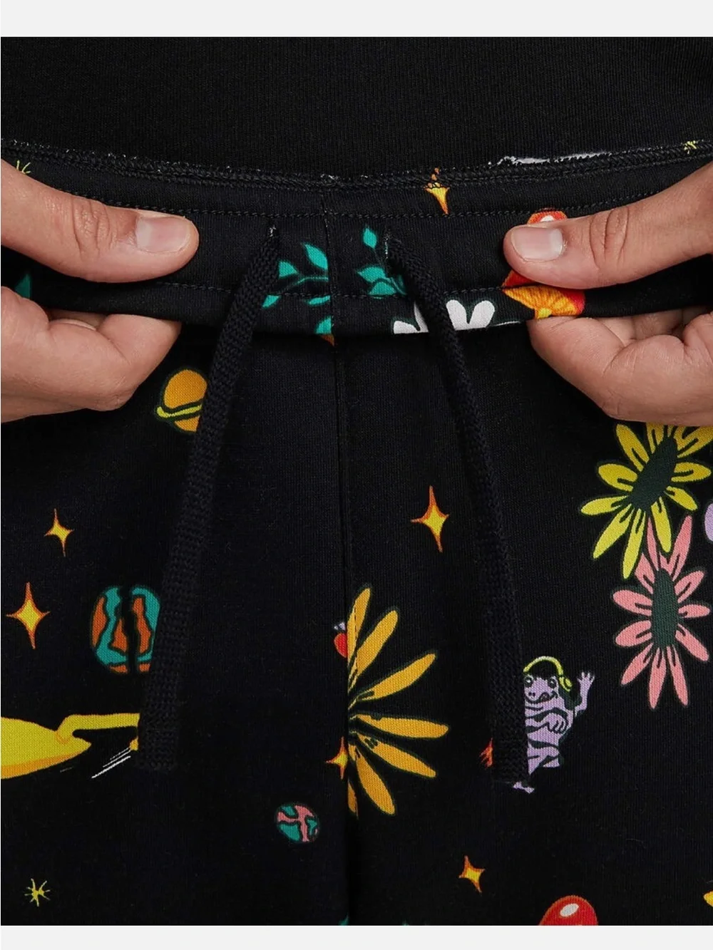 NIKE Sportswear Club Sweatpants in Outer Space Print