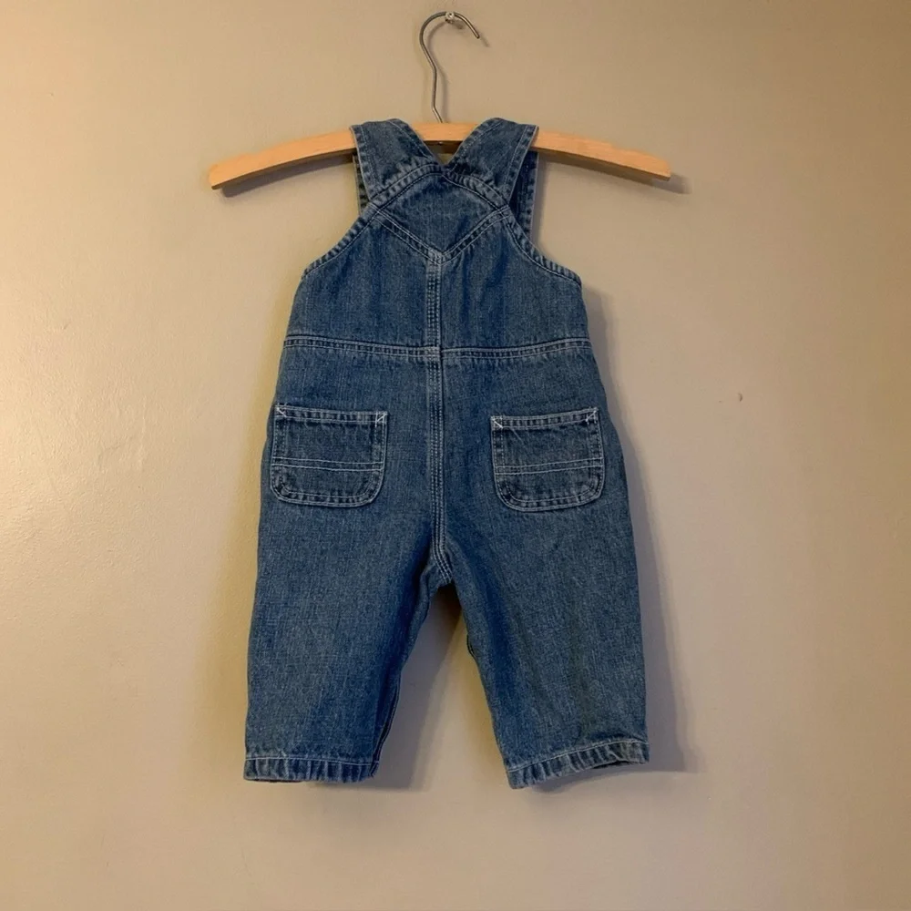 Carhartt bib overalls