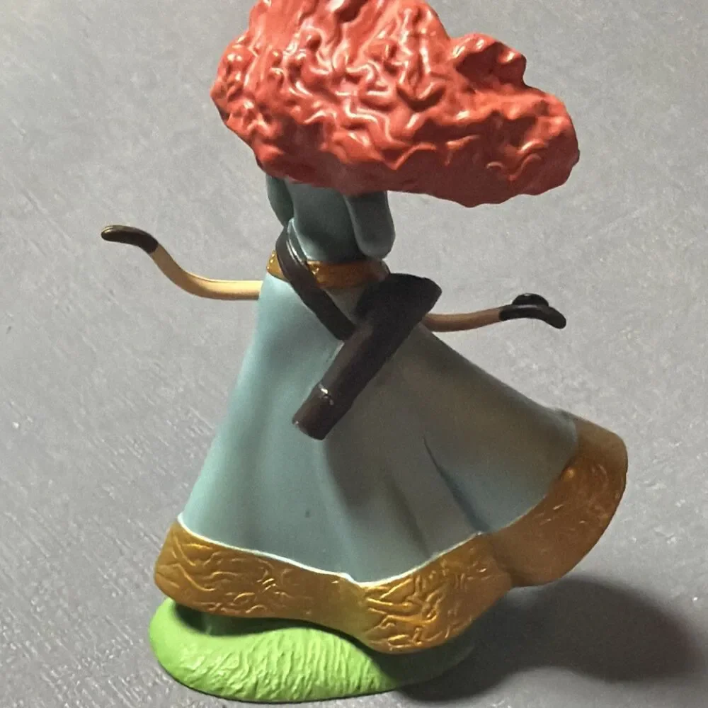 Disney Merida Figurine Blue Dress Gold Trim Bow Arrow Brave-M