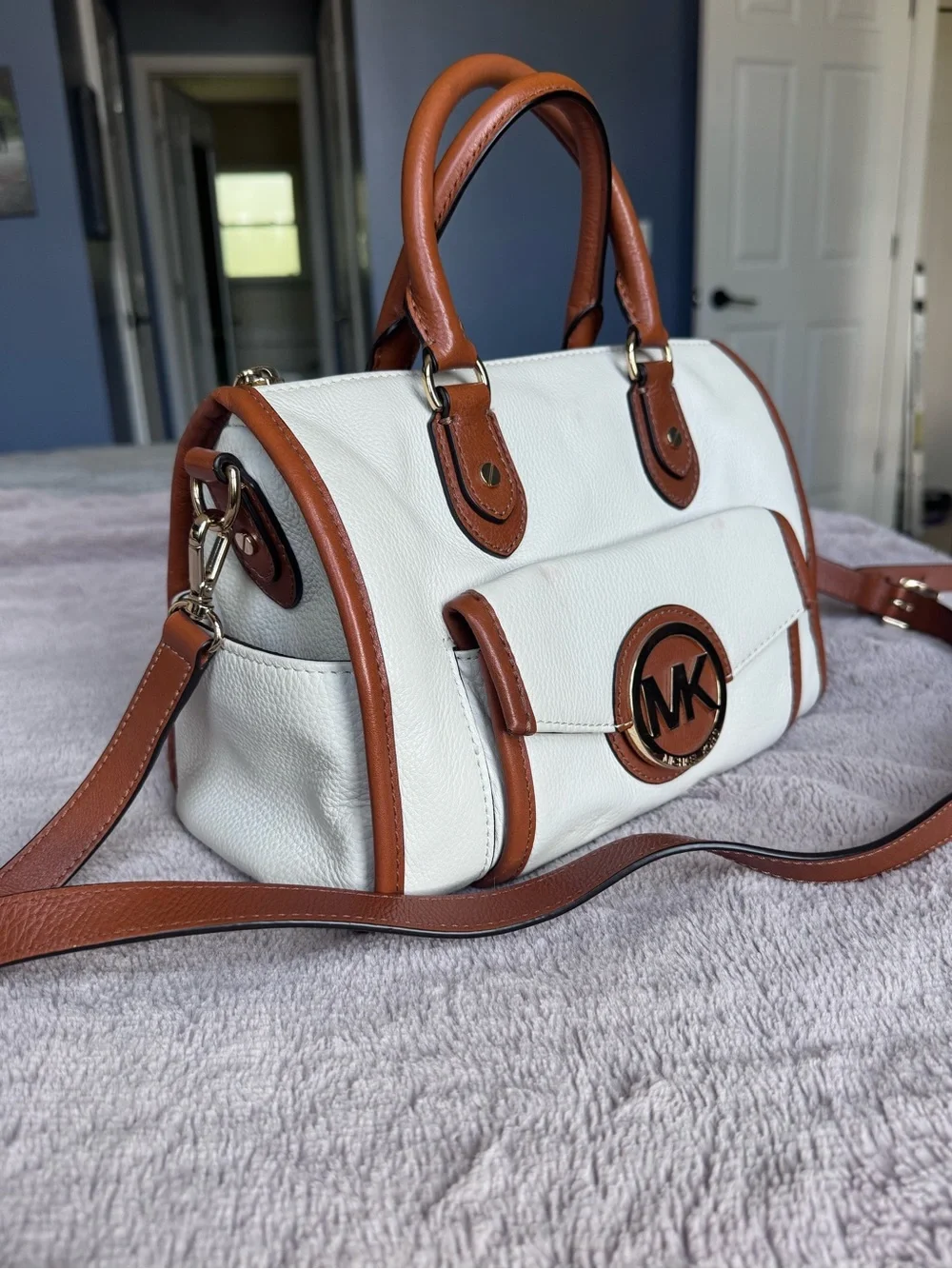 Michael Kors classic michael