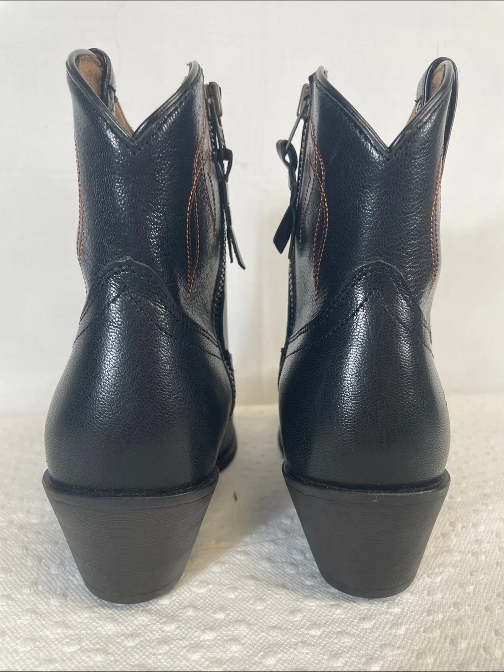 Ariat kick up