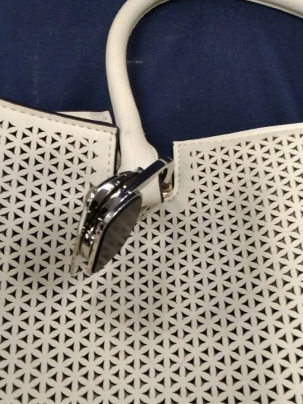 Source Unknown structured tote
