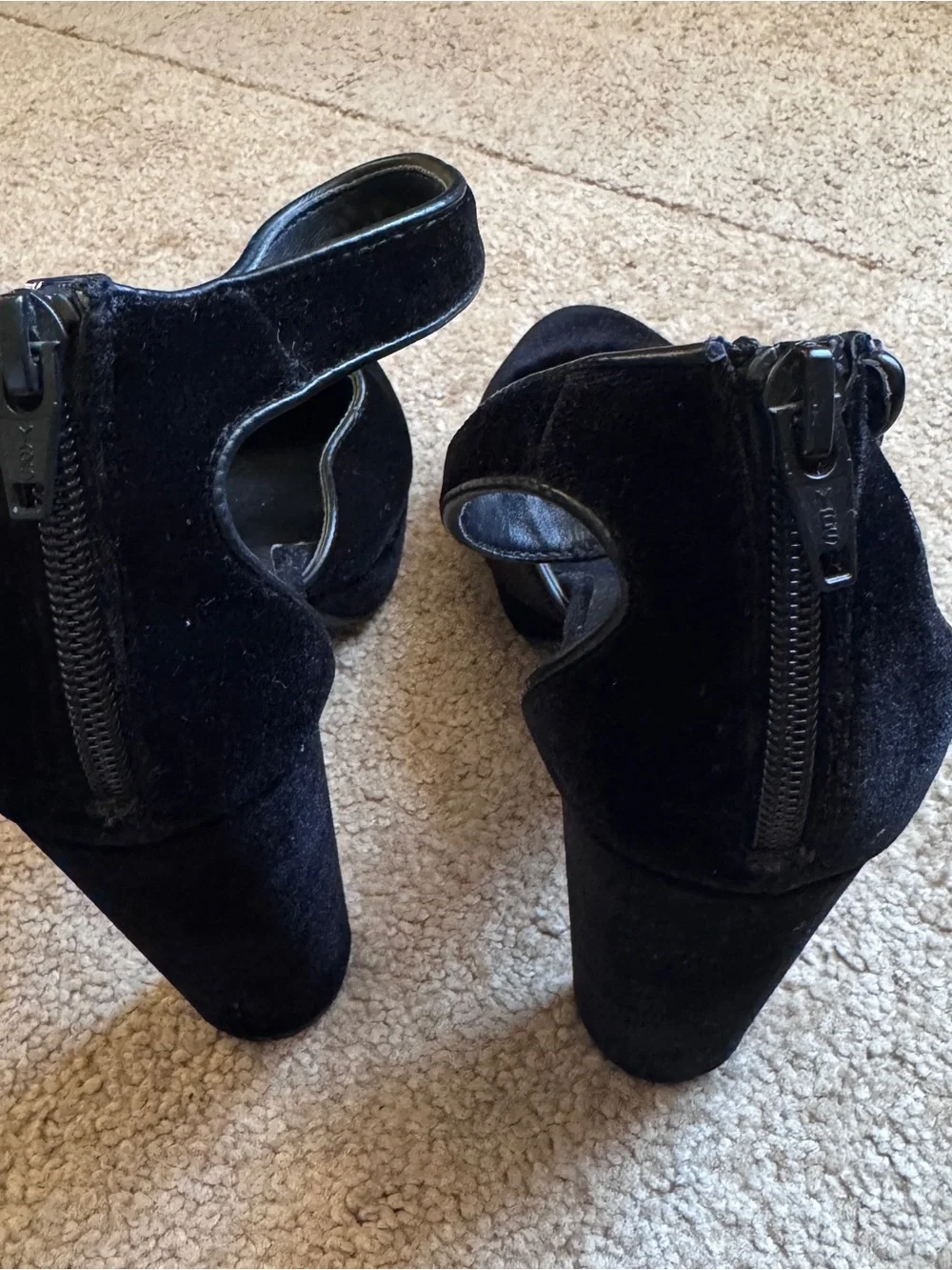 Steve Madden sleek black