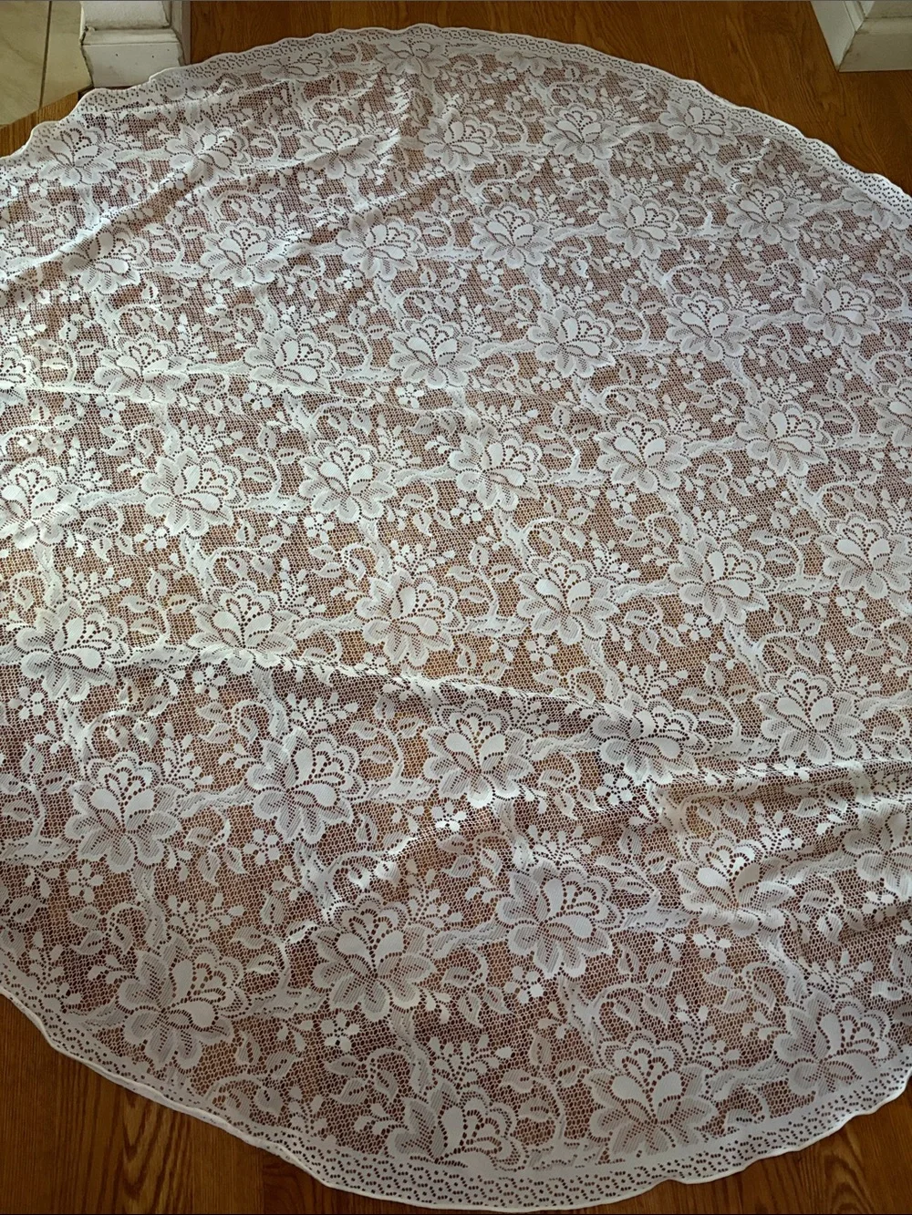 White Floral Lace Round Tablecloth - Classic Lace Table Cover