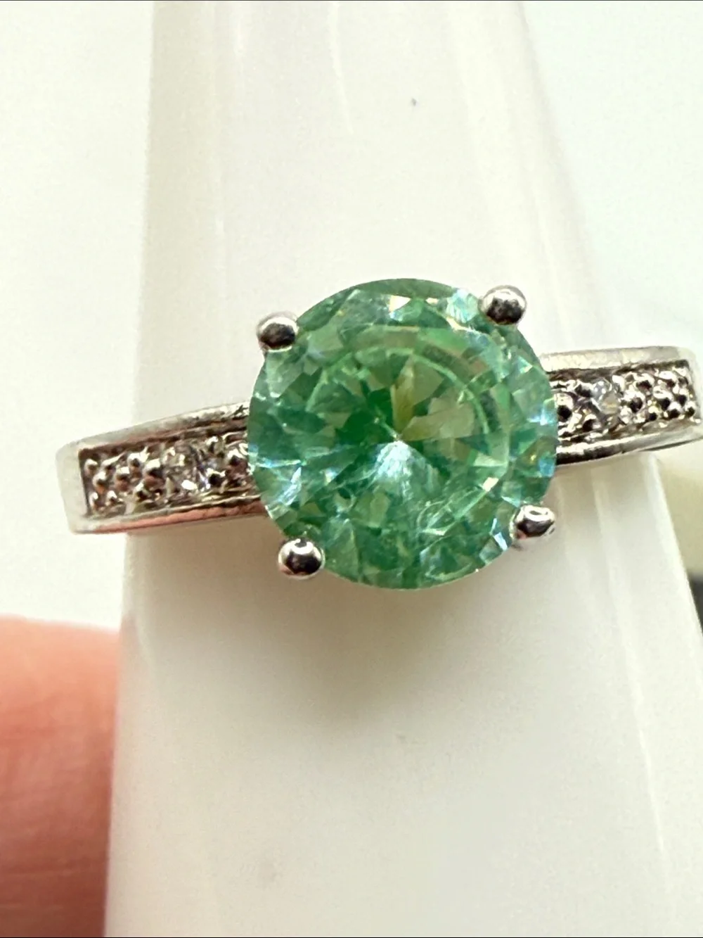 N/A elegant green