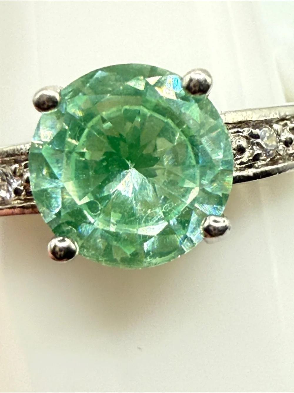 N/A elegant green