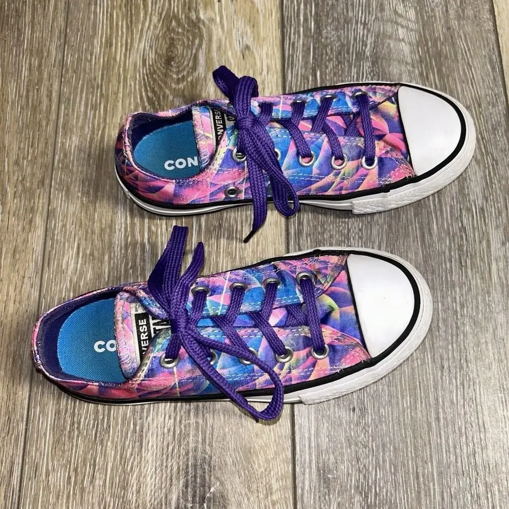Converse previously owned