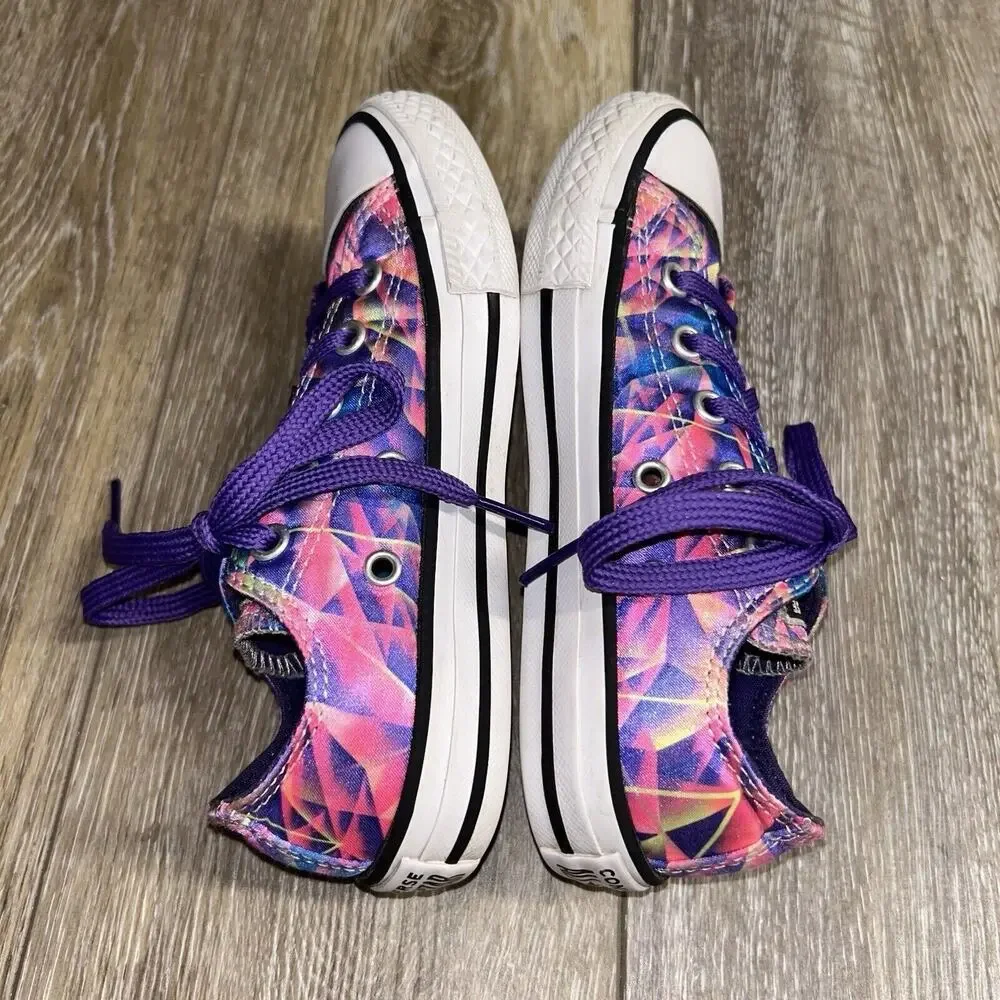 Converse previously owned