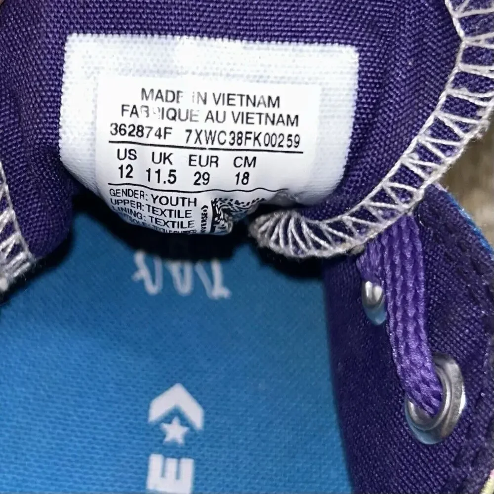 Converse previously owned