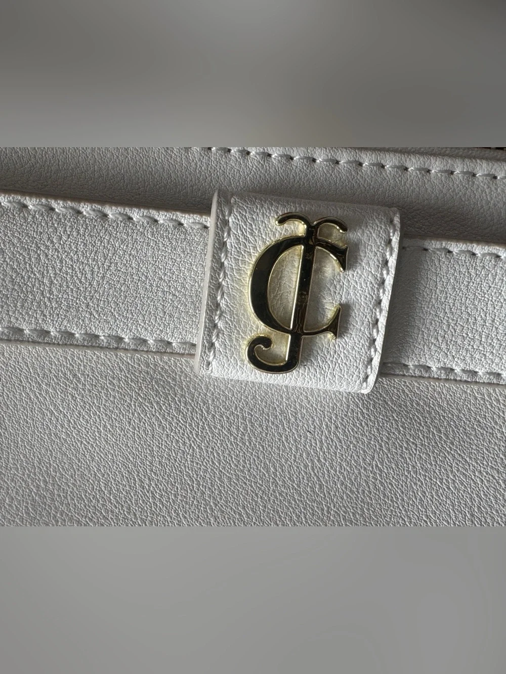 Juicy Couture compact white